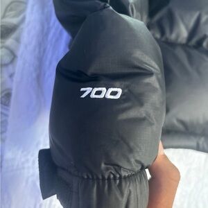 north face 1996 retro nuptse 700